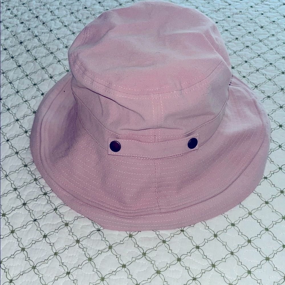 Somaler Pink Bucket Hat